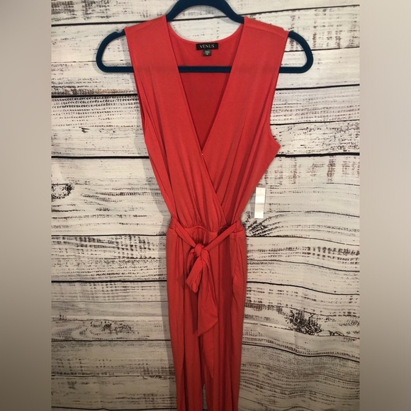 VENUS Vibrant Red V-Neck Top Wrap Tie Jumpsuit size Small NWT - Picture 6 of 14